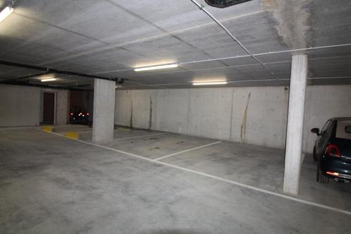 Garage te huur in Zedelgem, Immo, Garages & Places de parking