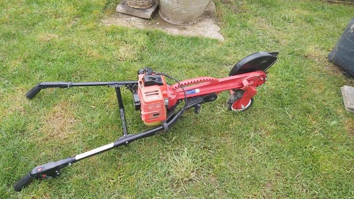 Professionele Kantensnijder, Tuin en Terras, Grastrimmers, Zo goed als nieuw, Benzine, Ophalen