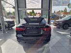 Jaguar XE R-DYNAMIC BLACK BENZINE (bj 2023, automaat), Auto's, Jaguar, Automaat, 4 deurs, Gebruikt, 4 cilinders