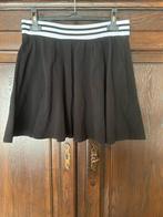 Jupe noire avec bord blanc, Vêtements | Femmes, Jupes, Comme neuf, Enlèvement, Jennyfer, Noir