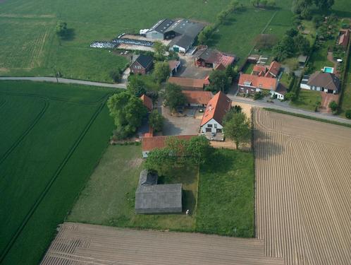 Vierkantshoeve in goede staat op Tiegemberg ., Immo, Gronden en Bouwgronden, 1500 m² of meer, Verkoop zonder makelaar