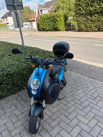 Peugeot ludix 2takt a klasse beschikbaar voor biedingen