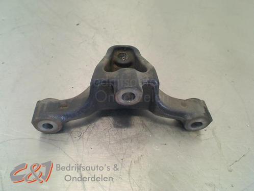 Motorsteun van een Renault Trafic, Auto-onderdelen, Ophanging en Onderstel, Renault, Gebruikt, 3 maanden garantie, Ophalen of Verzenden