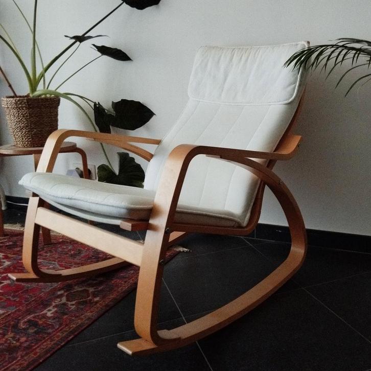 Fauteuil à bascule Poäng d'IKEA, Maison & Meubles, Fauteuils, Comme neuf, Bois, Tissus, 50 à 75 cm, 75 à 100 cm, Enlèvement