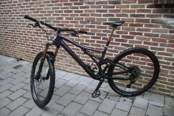 Specialized Stumpjumper frame beschikbaar voor biedingen