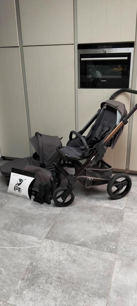 Kinderwagen Musty Nio grijs, Kinderen en Baby's, Buggy's, Regenhoes, Voetenzak, Ophalen