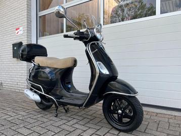 Nette Vespa LX 50 2T A Klasse/ 25km/h. snorscooter. ZGAN. beschikbaar voor biedingen