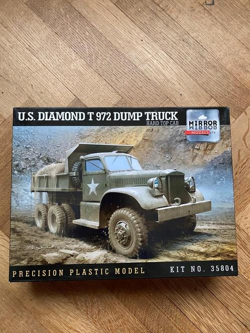 US DIAMOND T 972 DUMP TRUCK - SCALE : 1/35, Hobby & Loisirs créatifs, Modélisme | Voitures & Véhicules, Neuf, Camion, 1:32 à 1:50