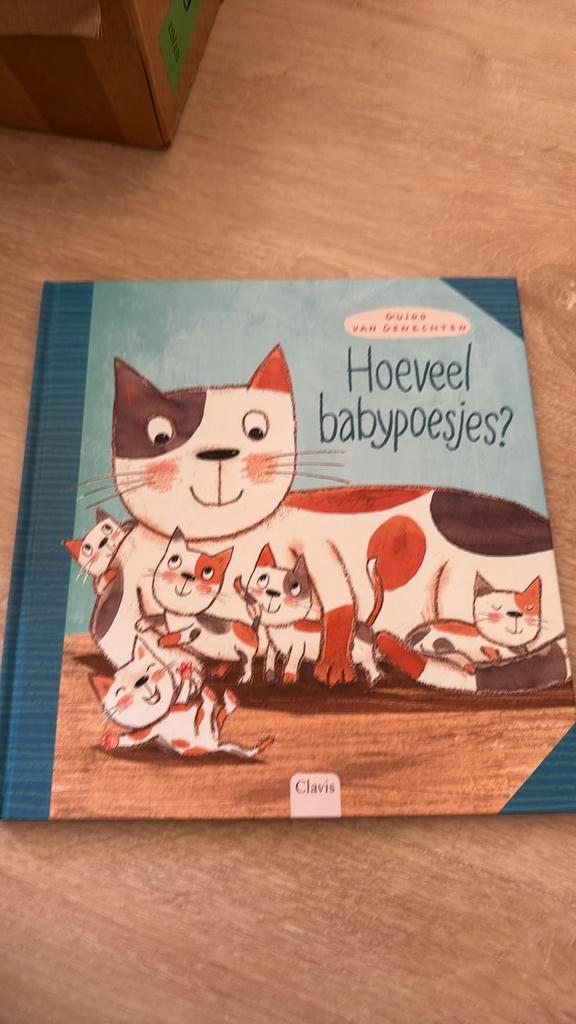 Guido Van Genechten - Hoeveel babypoesjes?, Boeken, Prentenboeken en Plaatjesalbums, Zo goed als nieuw, Ophalen