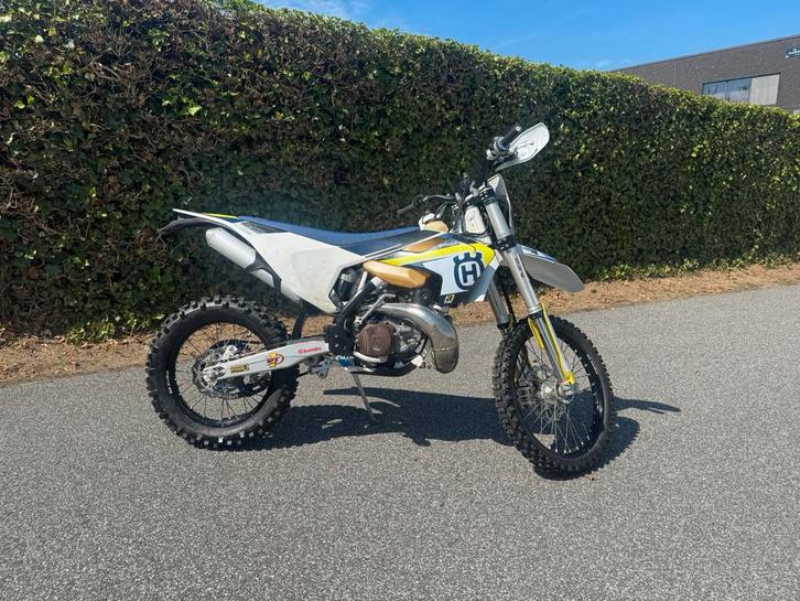 Husqvarna TE250i, Motoren, Motoren | Husqvarna, Particulier, Enduro, 12 t/m 35 kW, 1 cilinder, Minimaal motorrijbewijs A2, Ophalen