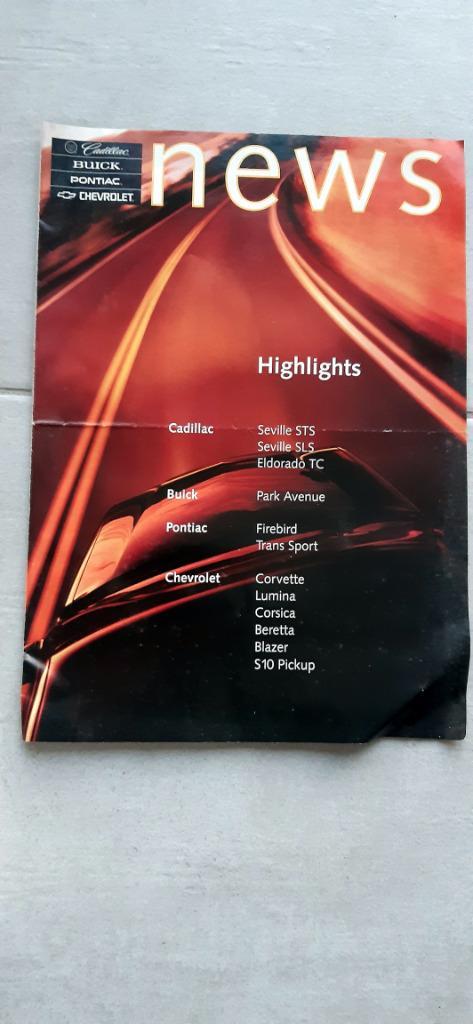folder - News Cadillac Buick Pontiac Chevrolet - vermoed '94, Boeken, Auto's | Folders en Tijdschriften, Zo goed als nieuw, Chevrolet