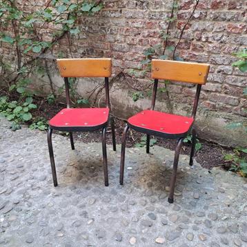 vintage kinder stoeltjes  beschikbaar voor biedingen