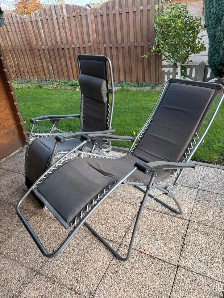 2 LUXE LIGSTOELEN LICHT GEWICHT, Tuin en Terras, Tuinstoelen, Ophalen
