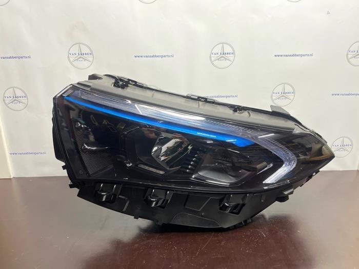 Koplamp links van een Mercedes EQA, Auto-onderdelen, Verlichting, Mercedes-Benz, Gebruikt, 3 maanden garantie