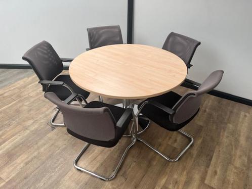 Ronde tafel - Chroom, Huis en Inrichting, Tafelkleden, Binnen, Ophalen