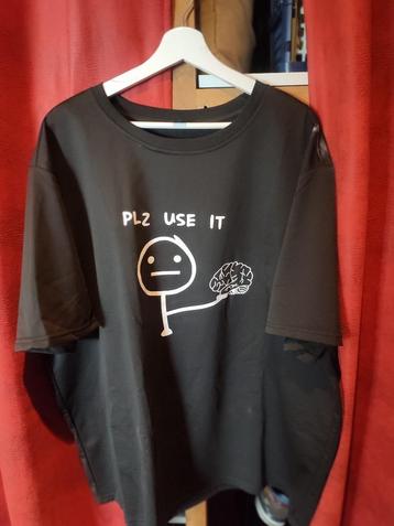TEE-SHIRT - Please, Use It (100% polyester) beschikbaar voor biedingen