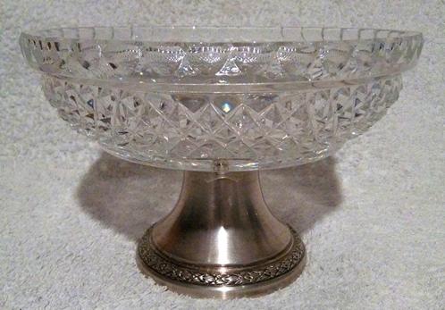 Zilveren sokkelkristal., Antiek en Kunst, Antiek | Glaswerk en Kristal, Ophalen of Verzenden