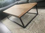 Industrial salontafel, vol hout bovenzijde, Ophalen of Verzenden, Zo goed als nieuw