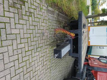 trailer  beschikbaar voor biedingen