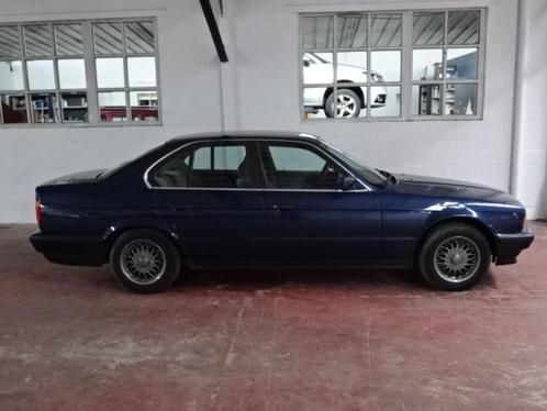 Bmw 520 I 1993 , slt 125 mkms, boite manuelle, 2 prop, M50B2, Auto's, BMW, Bedrijf, 5 Reeks, ABS, Airbags, Airconditioning, Centrale vergrendeling