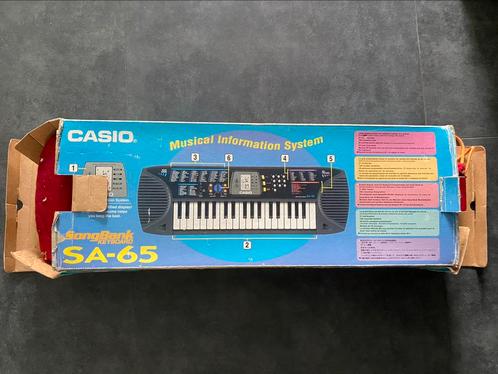 Clavier Synthetiseur casio SA-65 et housse, Muziek en Instrumenten, Synthesizers, Gebruikt, Overige aantallen, Overige merken