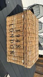 Rotan decoratie mand met opschrift, Huis en Inrichting, Woonaccessoires | Schalen en Manden, Ophalen, Zo goed als nieuw, Mand