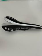Selle Carbon Fizik, Enlèvement, Comme neuf