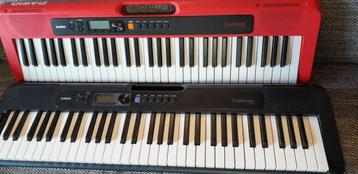 CTS-300 + CTS 200 Casiotone : tous deux avec connexion USB 