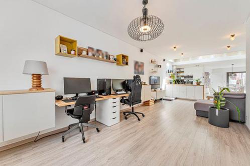 Warme thuis zoekt nieuwe eigenaars, Immo, Huizen en Appartementen te koop, Provincie West-Vlaanderen, 200 tot 500 m², Tussenwoning