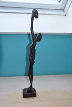 Beeld Afrika houtsnijwerk, Antiek en Kunst, Kunst | Beelden en Houtsnijwerken, Ophalen of Verzenden