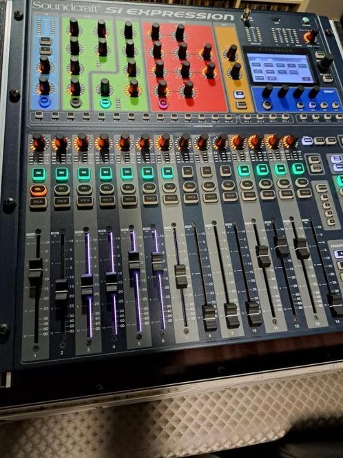 Soundcraft SI Expression 1 en lumière avec Stagebox Mini, Musique & Instruments, Tables de mixage, Utilisé, 10 à 20 canaux, Entrée micro