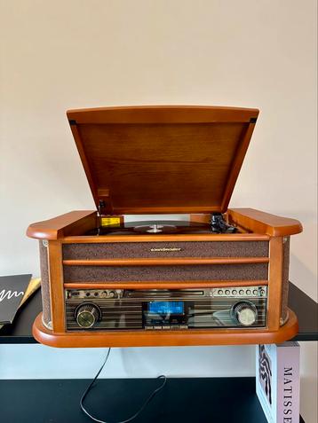 Soundmaster NR565DAB + 2 LP’s + bonus vinylpakket beschikbaar voor biedingen