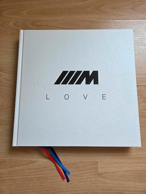 Delius Klasing - 50 Years Of BMW M: BMW M Love Hardcover, Boeken, Kunst en Cultuur | Fotografie en Design, Zo goed als nieuw, Ophalen of Verzenden