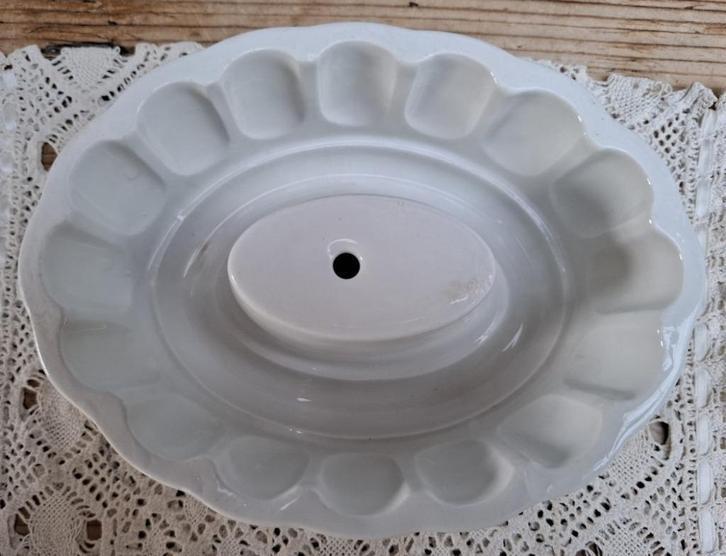 Engelse ovale puddingvorm, ribbels binnenkant, wit porselein, Antiek en Kunst, Curiosa en Brocante, Ophalen of Verzenden