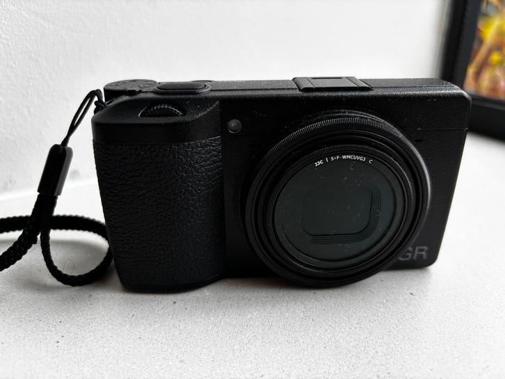 Ricoh GR III in perfecte staat met accessoires, Audio, Tv en Foto, Fotocamera's Digitaal, Zo goed als nieuw, Ophalen
