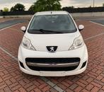 Peugeot 107 1.0i // a voir !, Auto's, Euro 5, Stof, Wit, Bedrijf