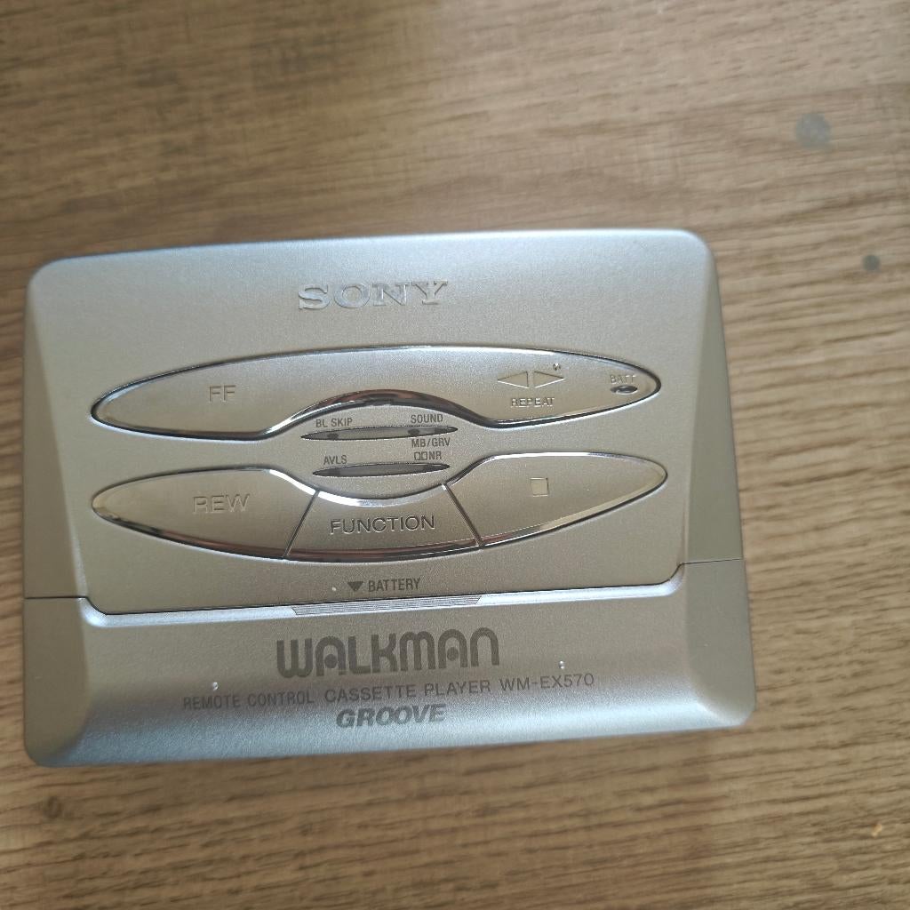 Sony walkman wm-ex570 met doos, Enlèvement ou Envoi, Walkman ou Baladeur