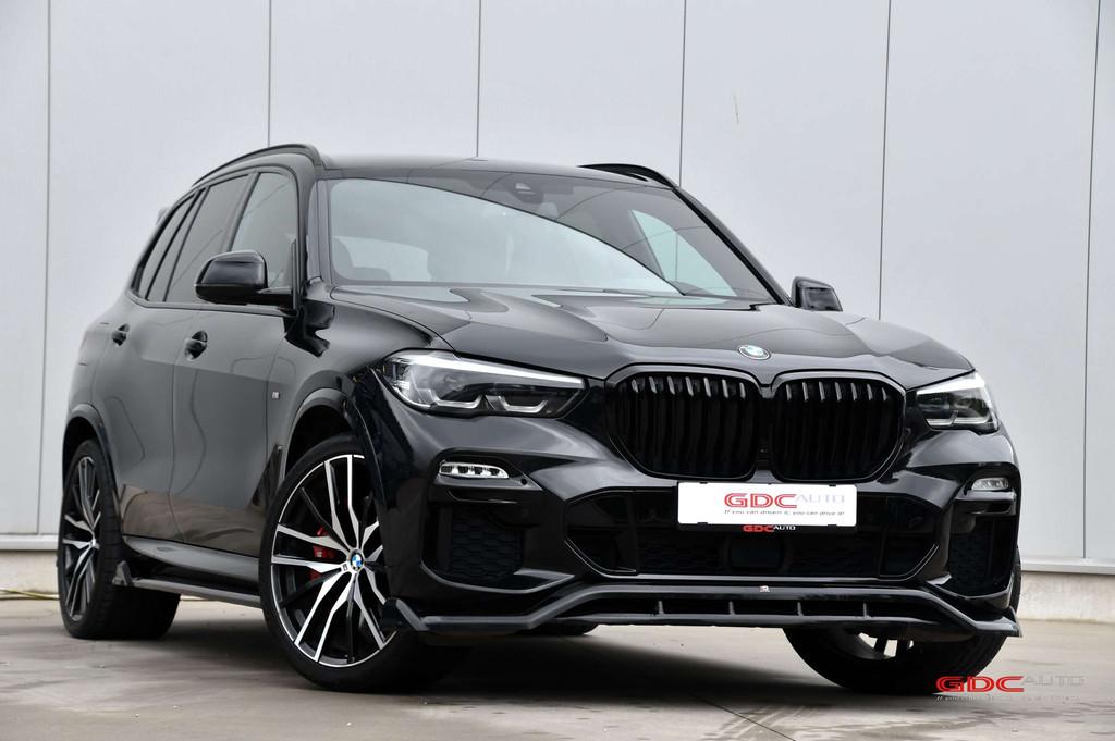 BMW X5 45e l Maxton Design Pack l (bj 2022, automaat), Auto's, Automaat, Gebruikt, Zwart, Leder