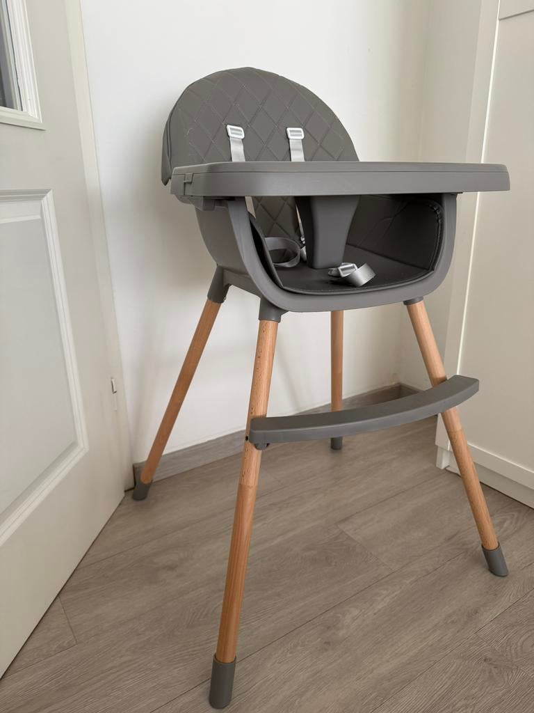 Chaise grise pour enfants, Enlèvement, Comme neuf