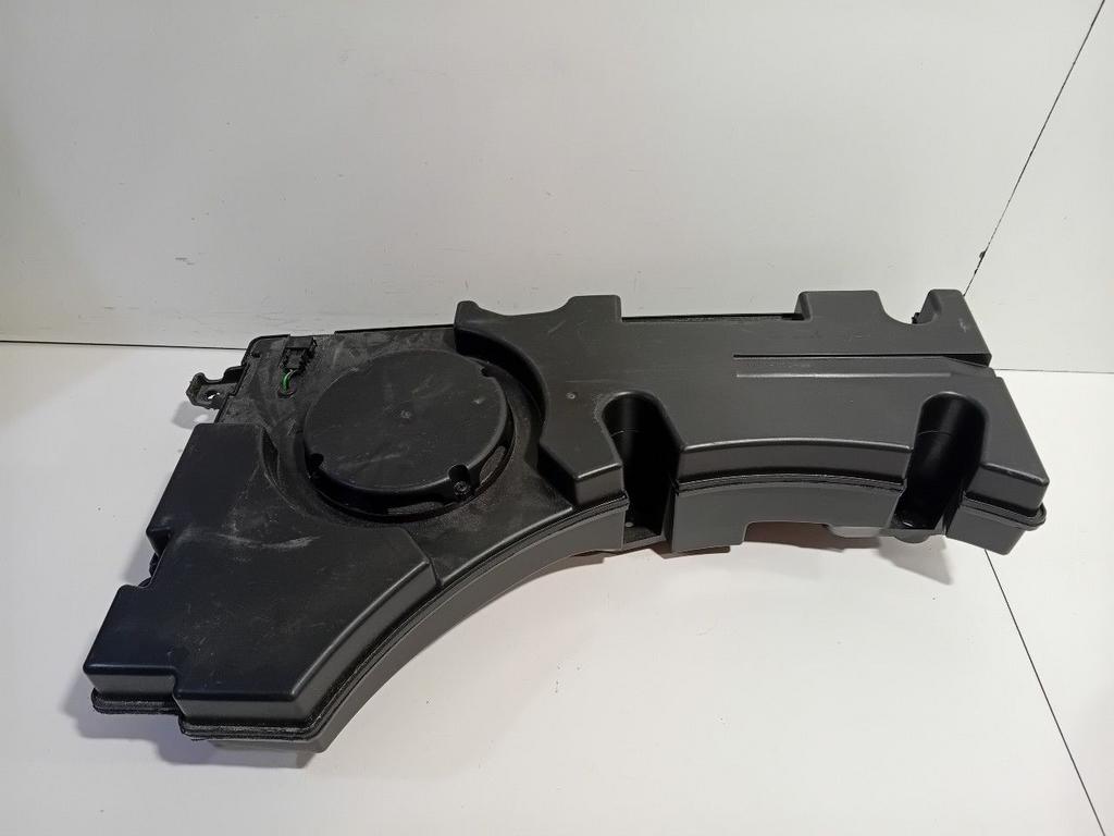 Subwoofer Audi Q7, Auto diversen, Autoradio's, Ophalen of Verzenden