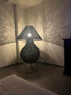 Rotan vloerlamp hoogte 1.60, Huis en Inrichting, Ophalen, Zo goed als nieuw