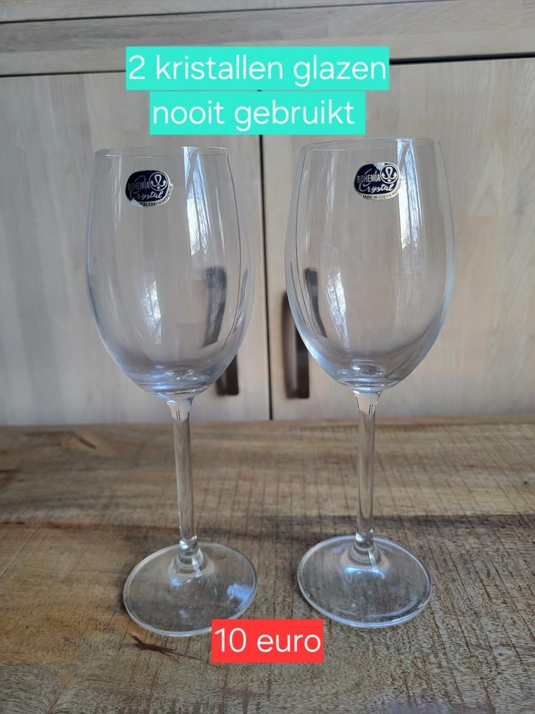 2 glazen Bohemia Cristal (nooit gebruikt)

10 euro samen, Ophalen of Verzenden