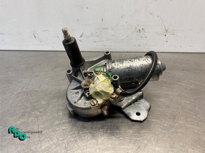 Ruitenwissermotor achter van een Nissan Terrano (Terrano II, Auto-onderdelen, Ruiten en Toebehoren, Nissan, Gebruikt, 3 maanden garantie