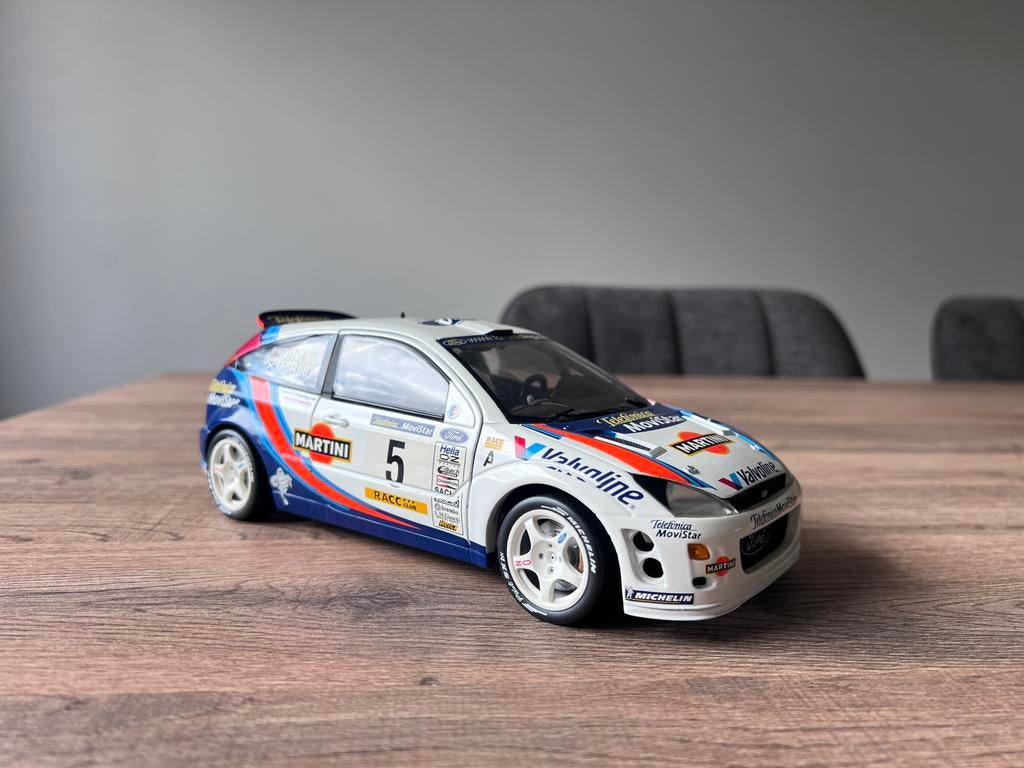 1:18 ford focus wrc colin mcrae, Hobby en Vrije tijd, Modelauto's | 1:18, Ophalen, Gebruikt, Auto