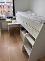 Kinder bed met bureau, Ophalen