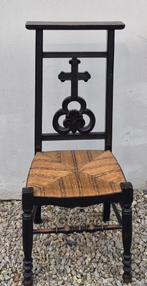 Chaise prière ancienne prie Dieu bois noirci  assise paille
