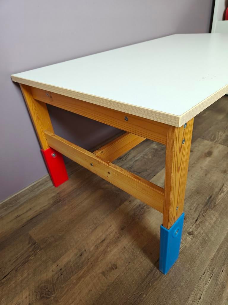 Ikea kinder knutseltafel, Enlèvement