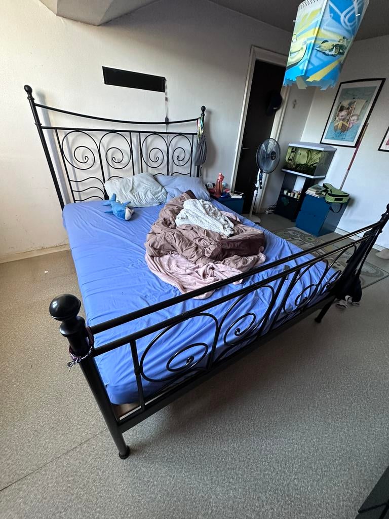 Bed van 160x200, Ophalen