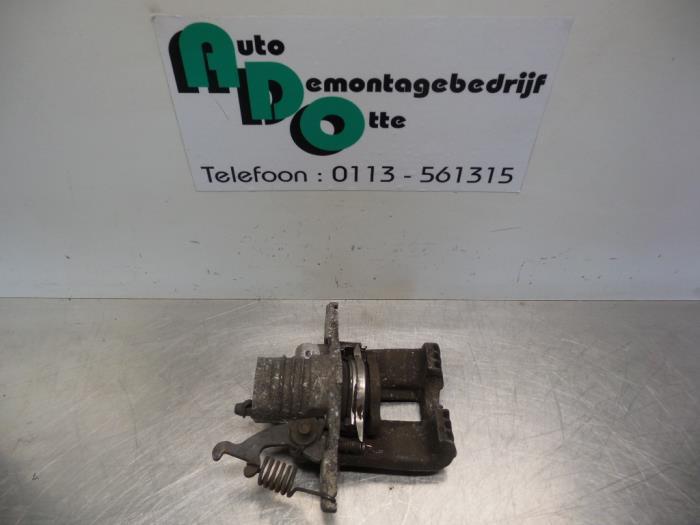 Etrier de frein (pince) arrière gauche d'un Chevrolet Corve, Autos : Pièces & Accessoires, Freins & Transmission, Utilisé, 3 mois de garantie