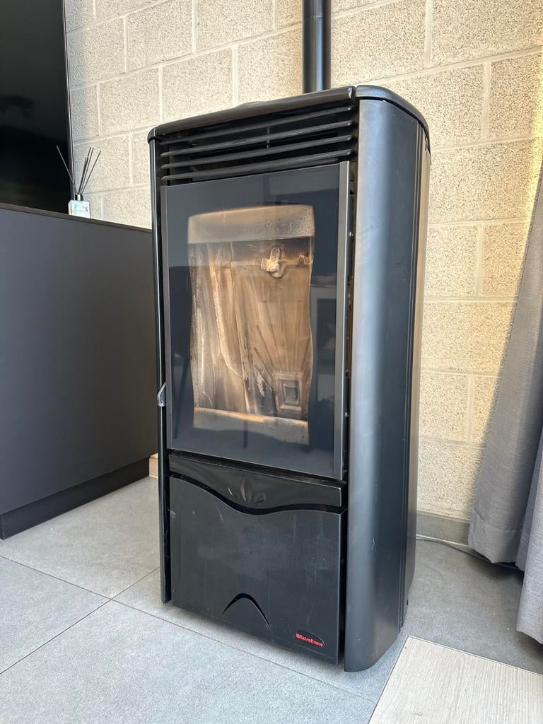 Extraflame Duchessa steel, Huis en Inrichting, Kachels, Ophalen